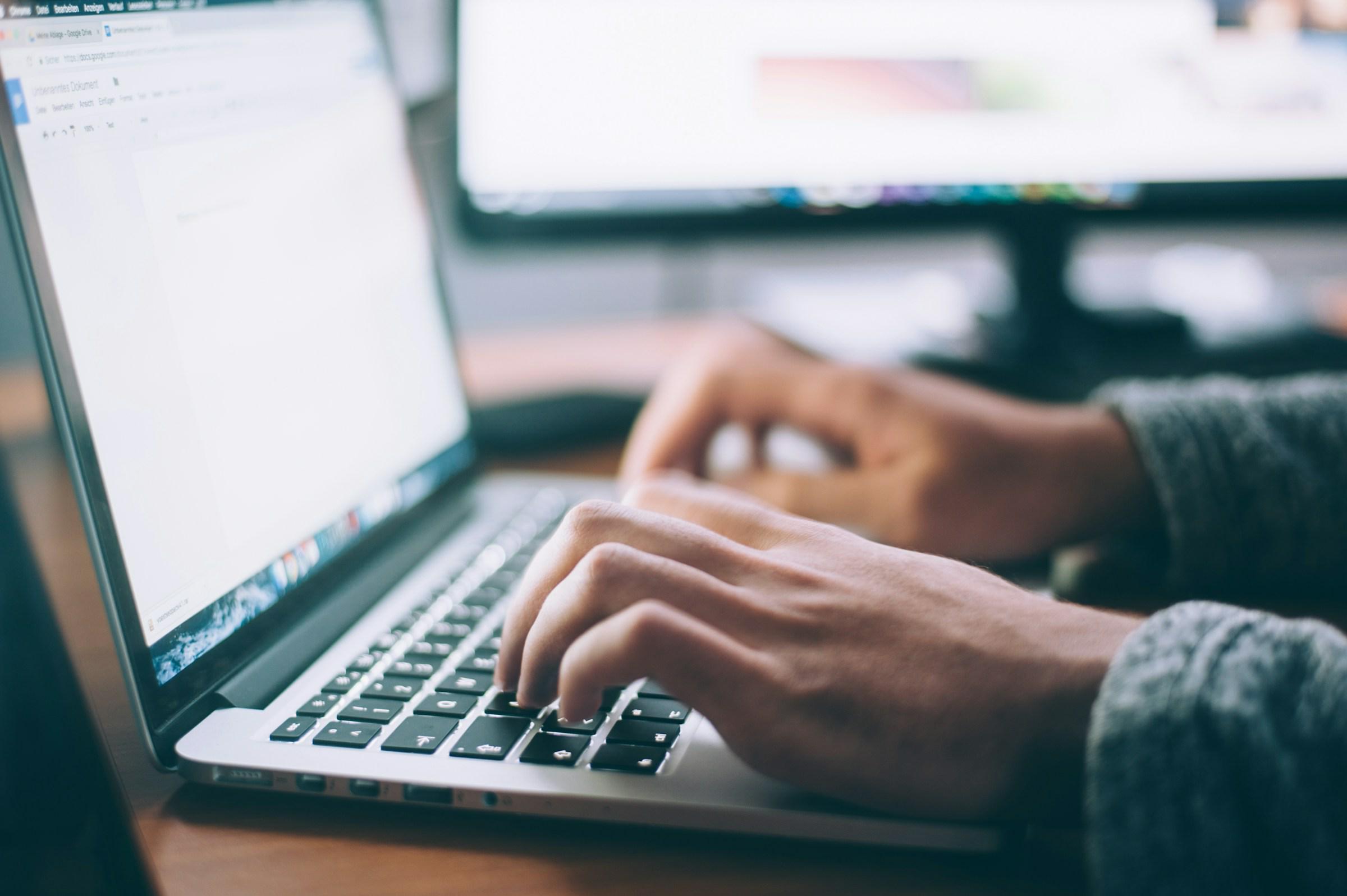 Plonger dans une formation ia en ligne constitue une démarche essentielle pour ceux aspirant à naviguer avec assurance dans ce nouveau monde