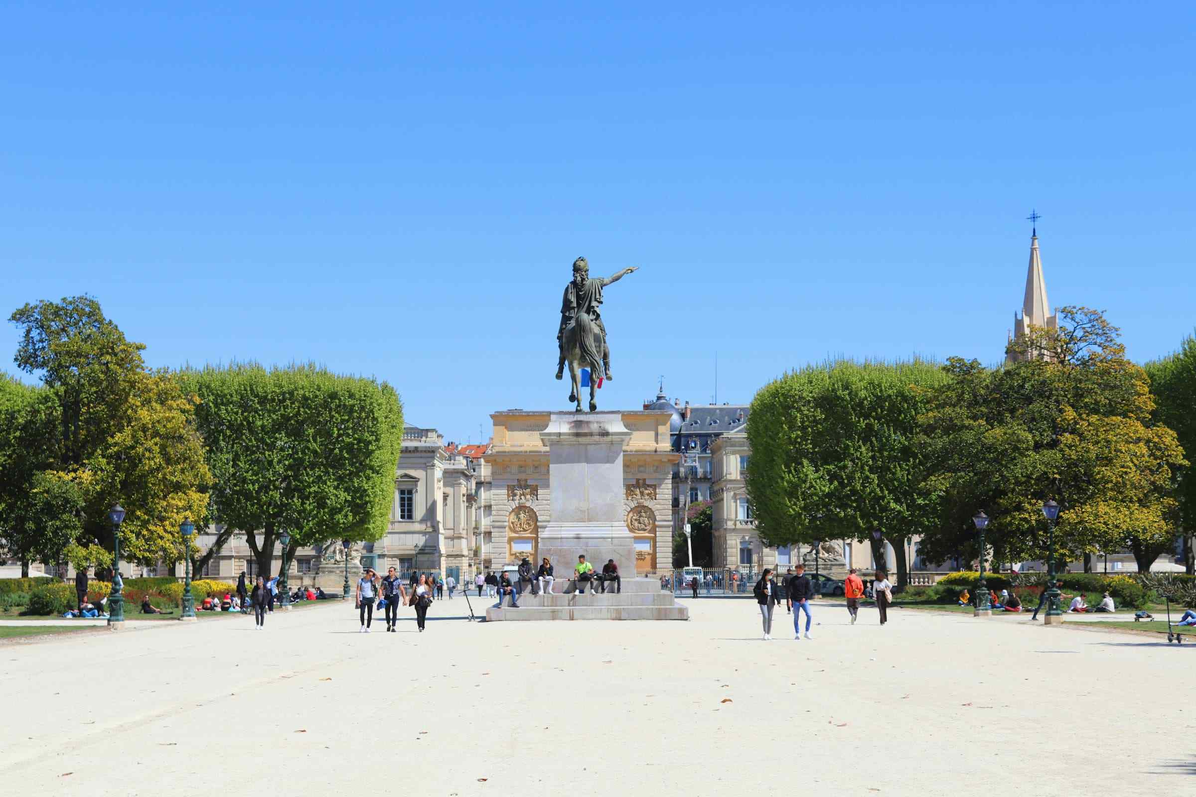À travers un éventail de formation en ligne à Montpellier, cette métropole devient un point de convergence pour une révolution éducative, offrant à chacun la possibilité de progresser à son rythme.