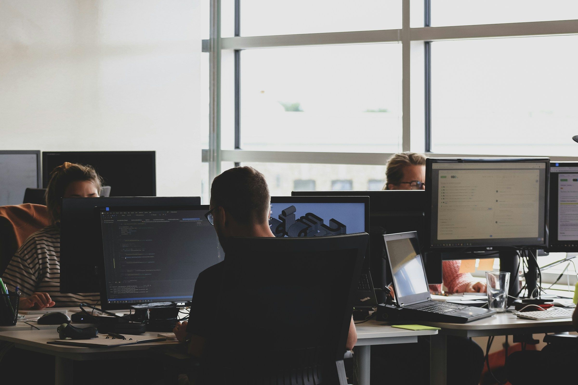 La formation en cybersécurité enseigne les bonnes pratiques en matière de sécurité informatique.