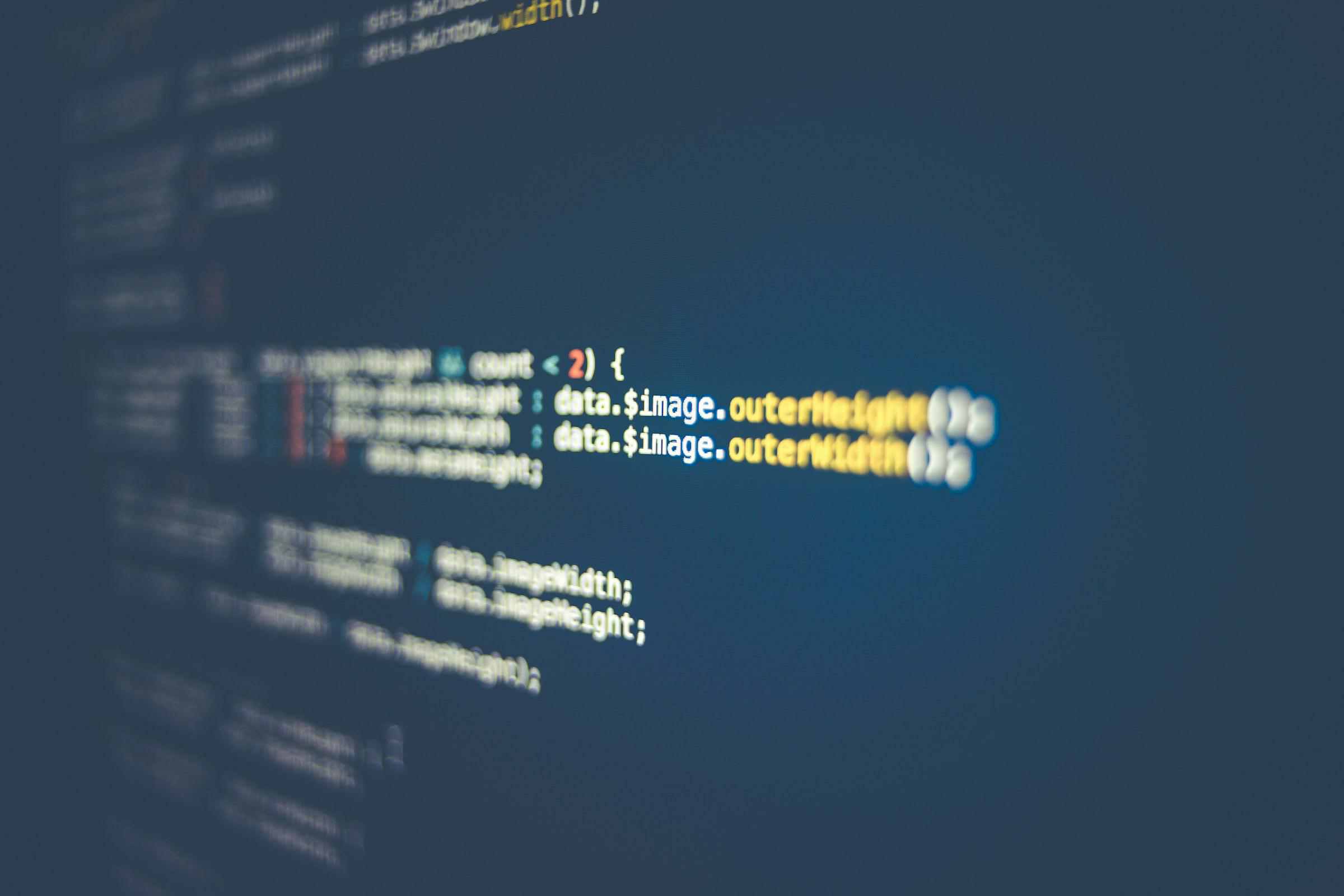 La cybersécurité est devenue un domaine crucial dans notre société numérique. Avec l'augmentation des cyberattaques et la sophistication croissante des menaces, la demande pour les professionnels de la cybersécurité n'a jamais été aussi forte.