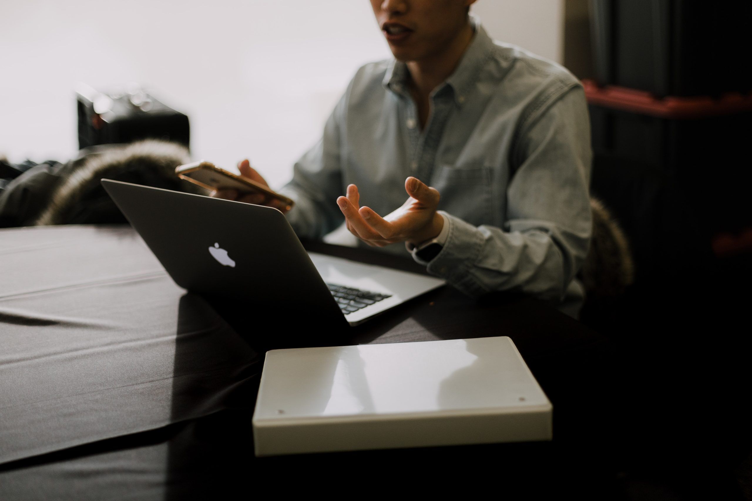 Naviguer avec succès dans votre formation tout en gérant la pression académique est essentiel pour obtenir votre certification avec confiance.