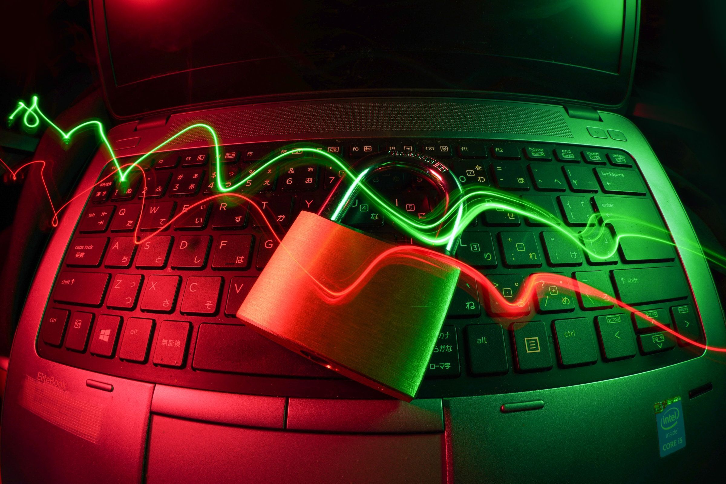 La formation ISO 27005 offre une expérience pratique et approfondie en gestion des risques liés à la sécurité de l'information,