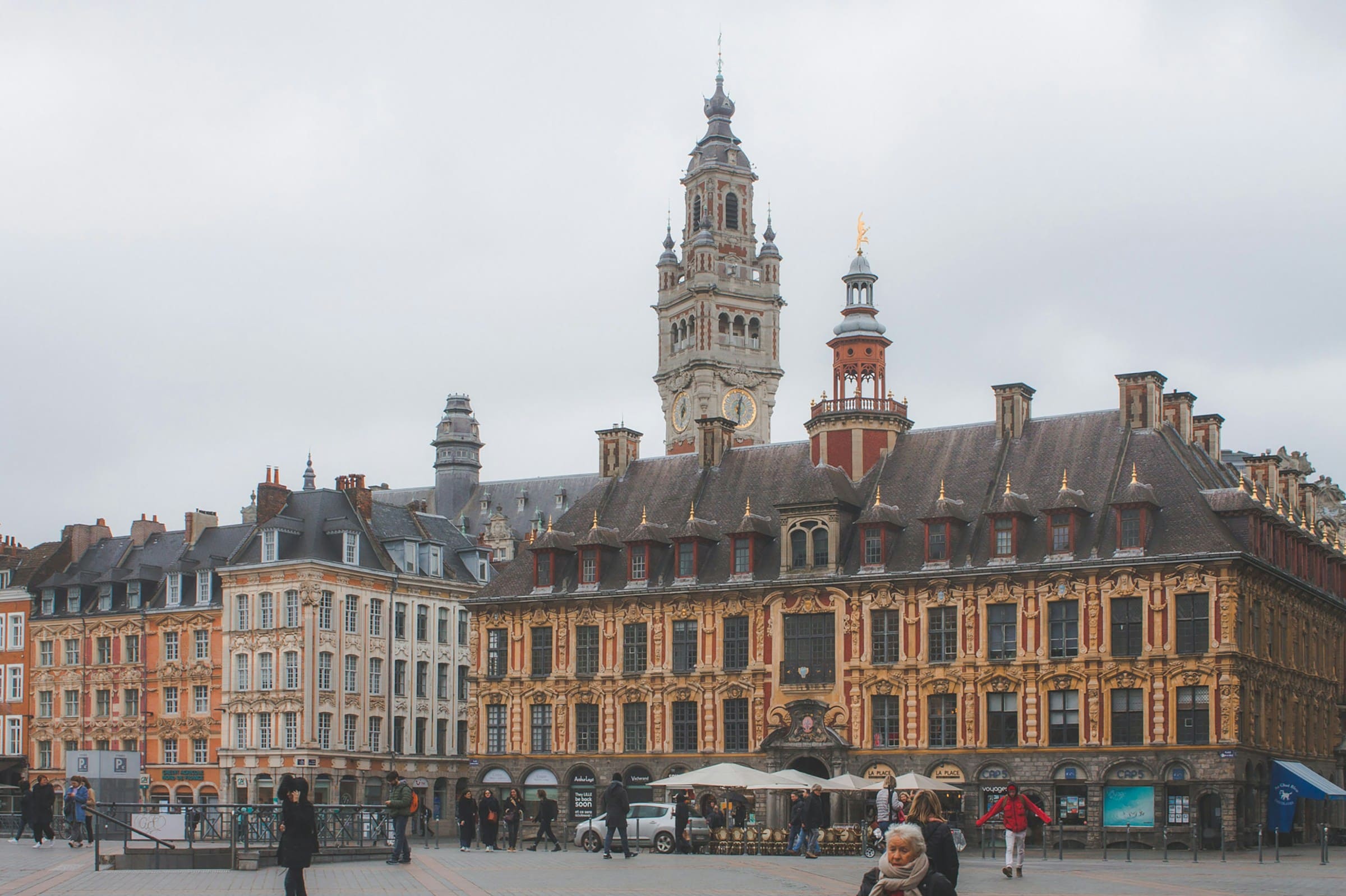 Investir dans une formation en ligne à Lille est une démarche stratégique pour toute personne souhaitant donner un nouvel élan à sa carrière.