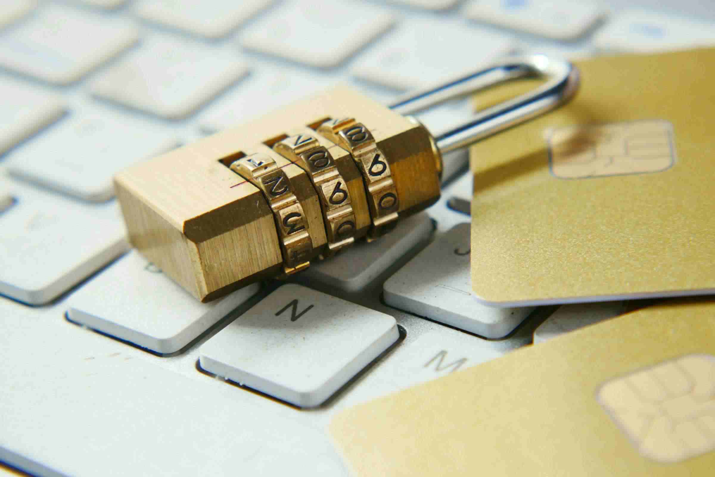 Dans un contexte dans lequel la cybersécurité devient cruciale, la directive NIS2, qui sera appliquée à partir d'octobre 2024, intensifie les exigences en matière de sécurité des systèmes d'information pour une variété d'organisations.