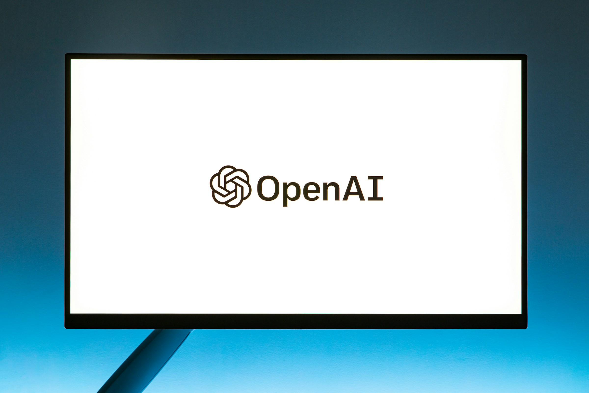 L'arrivée de ChatGPT Vision et des GPTs pour tous les utilisateurs, ainsi qu'une application desktop ChatGPT, d'abord sur Mac, puis sur Windows.